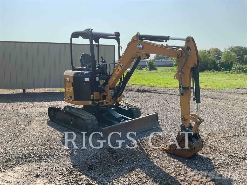 CAT 302.7 Excavadoras sobre orugas