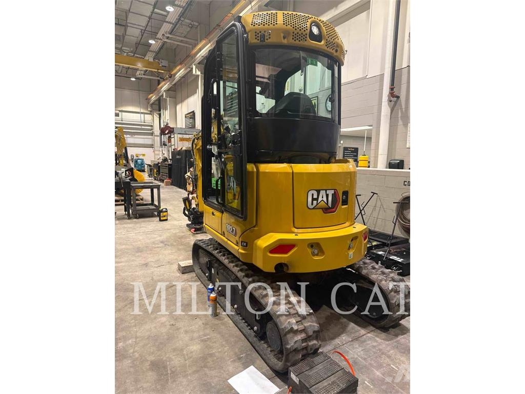 CAT 302.7 Excavadoras sobre orugas