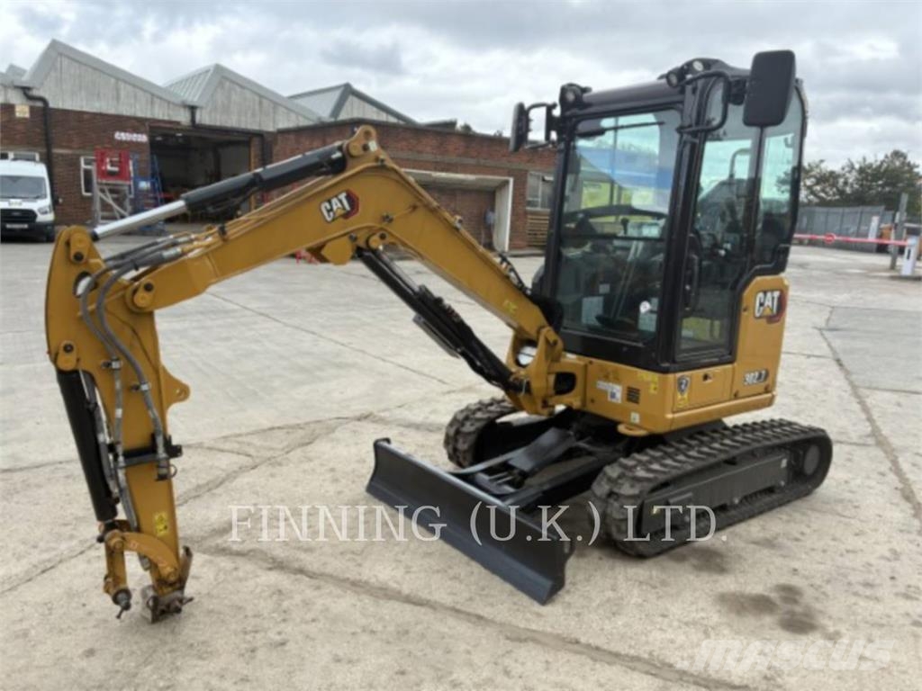 CAT 302.7 Excavadoras sobre orugas