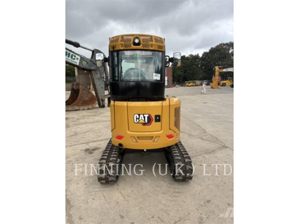 CAT 302.7 Excavadoras sobre orugas