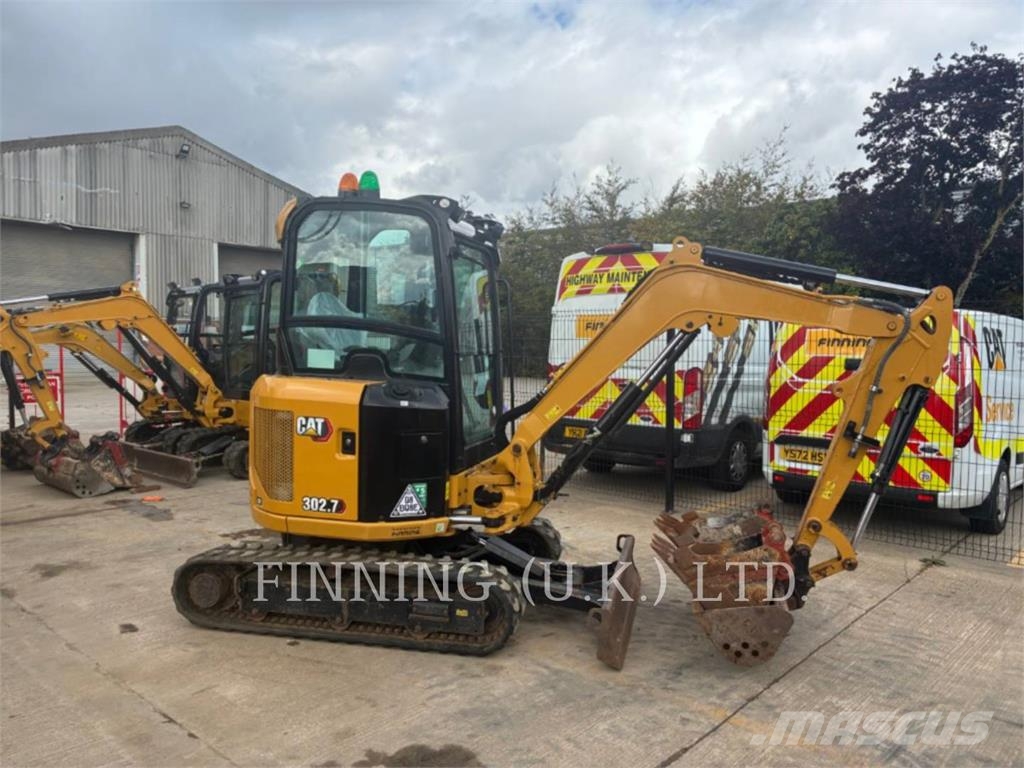 CAT 302.7 Paletli ekskavatörler