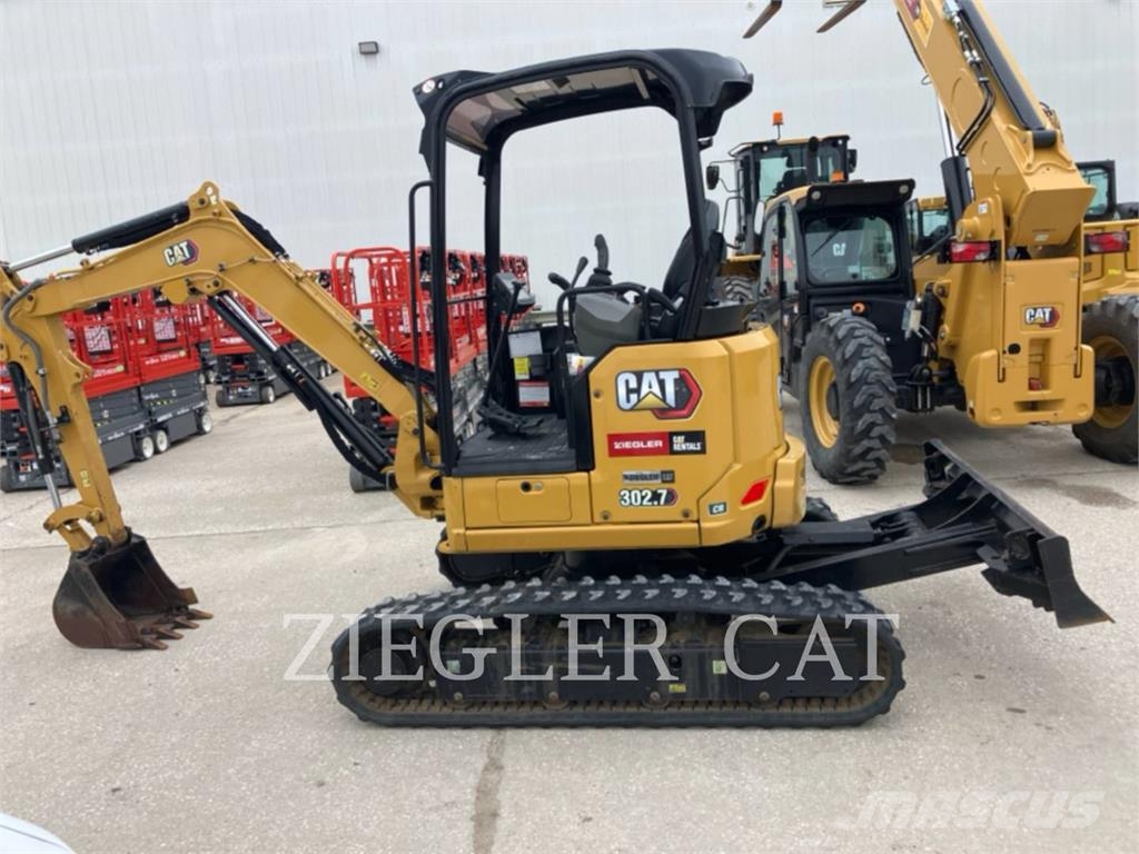 CAT 302.7 Εκσκαφείς με ερπύστριες