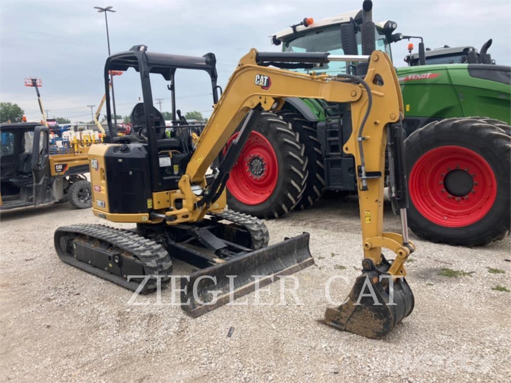 CAT 302.7 Εκσκαφείς με ερπύστριες