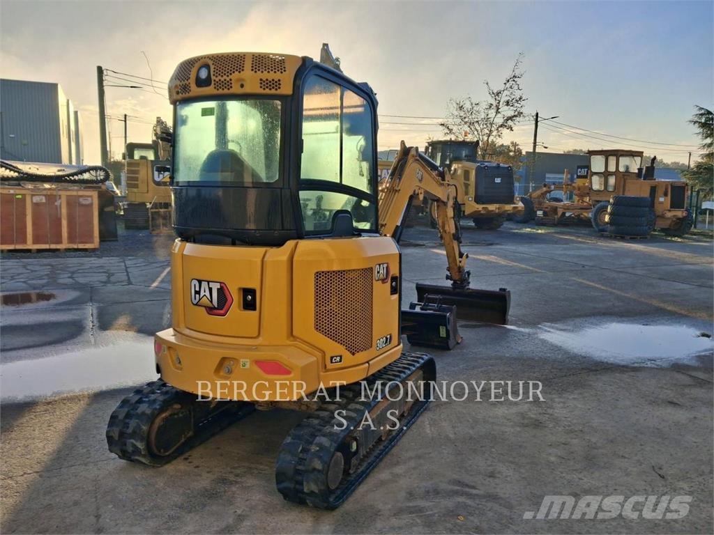 CAT 302.7 Mini pelle < 7t