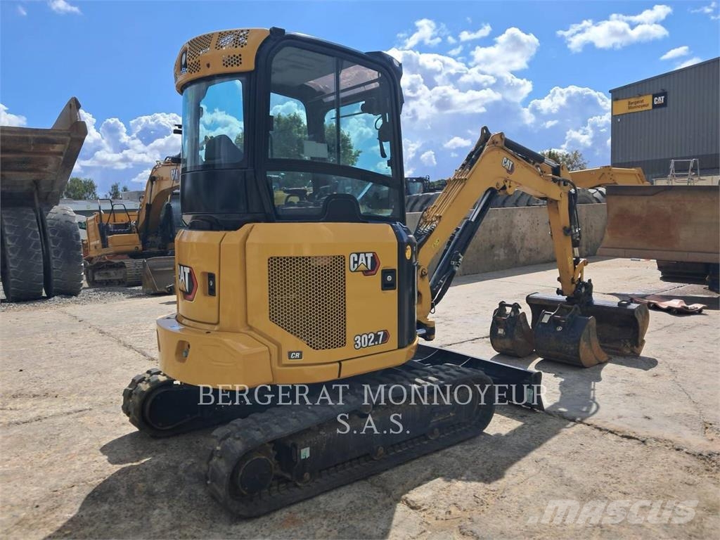 CAT 302.7 Miniexcavadoras