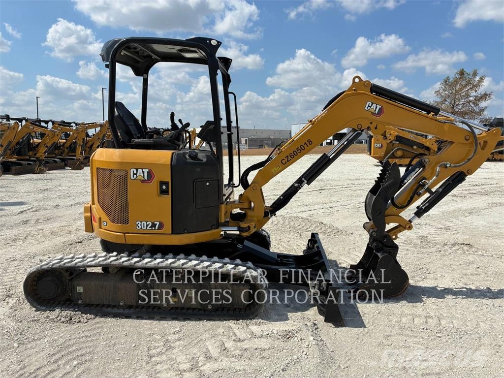 CAT 302.7-07CR Kāpurķēžu ekskavatori