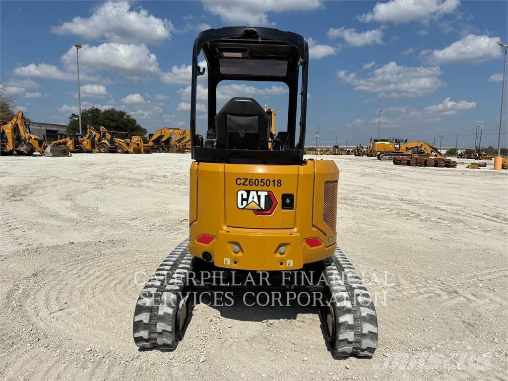 CAT 302.7-07CR Kāpurķēžu ekskavatori