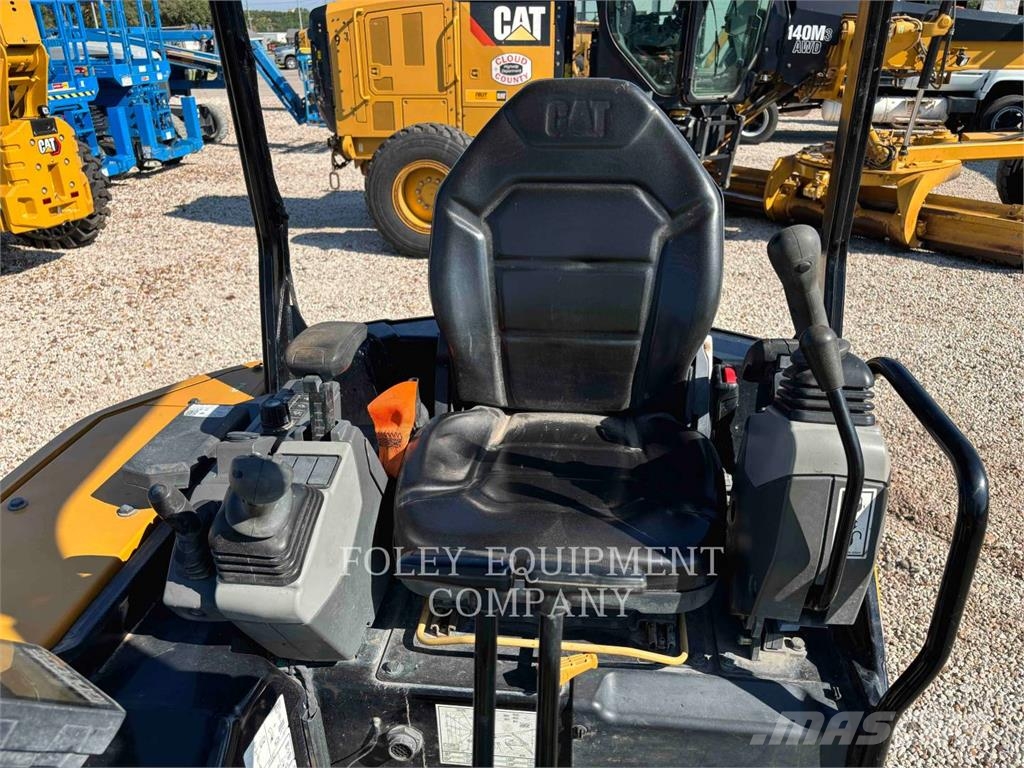 CAT 302.7-07LO 履帶式 挖土機/掘鑿機/挖掘機