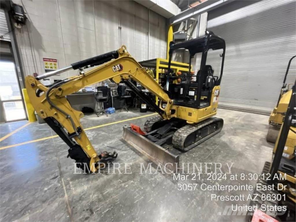 CAT 302.7-7E حفارات زحافة