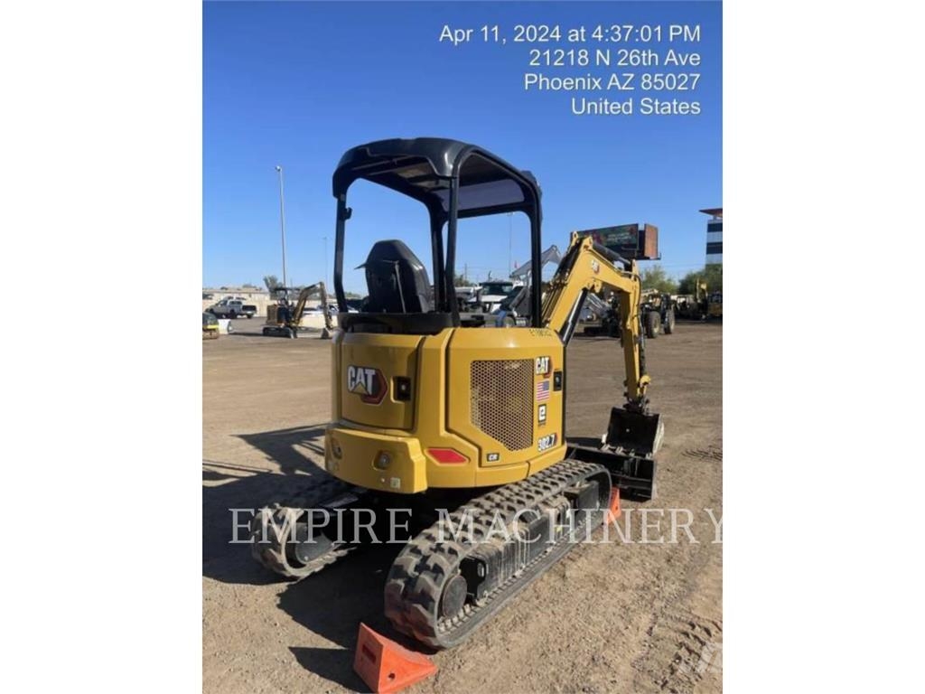 CAT 302.7-7E حفارات زحافة
