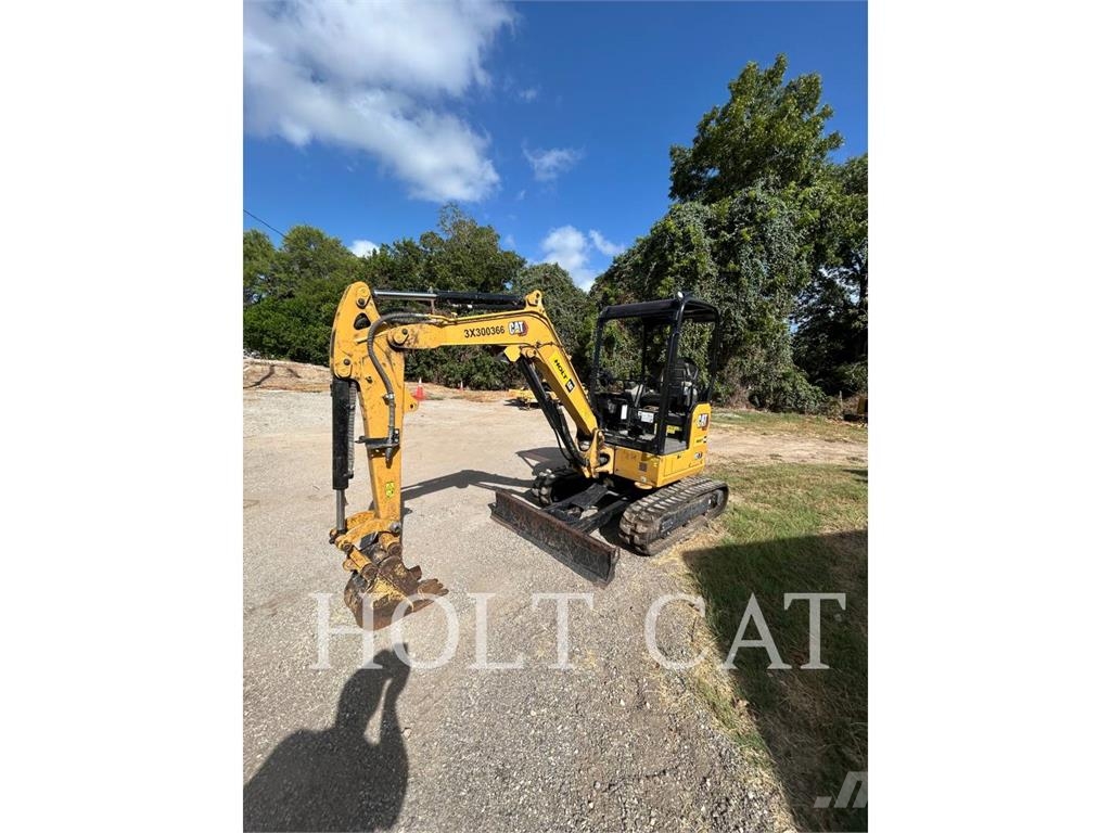 CAT 302.7 CR Kāpurķēžu ekskavatori
