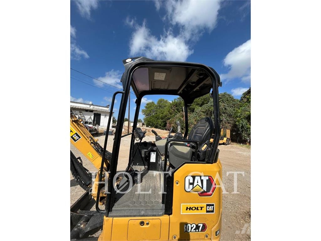 CAT 302.7 CR Kāpurķēžu ekskavatori