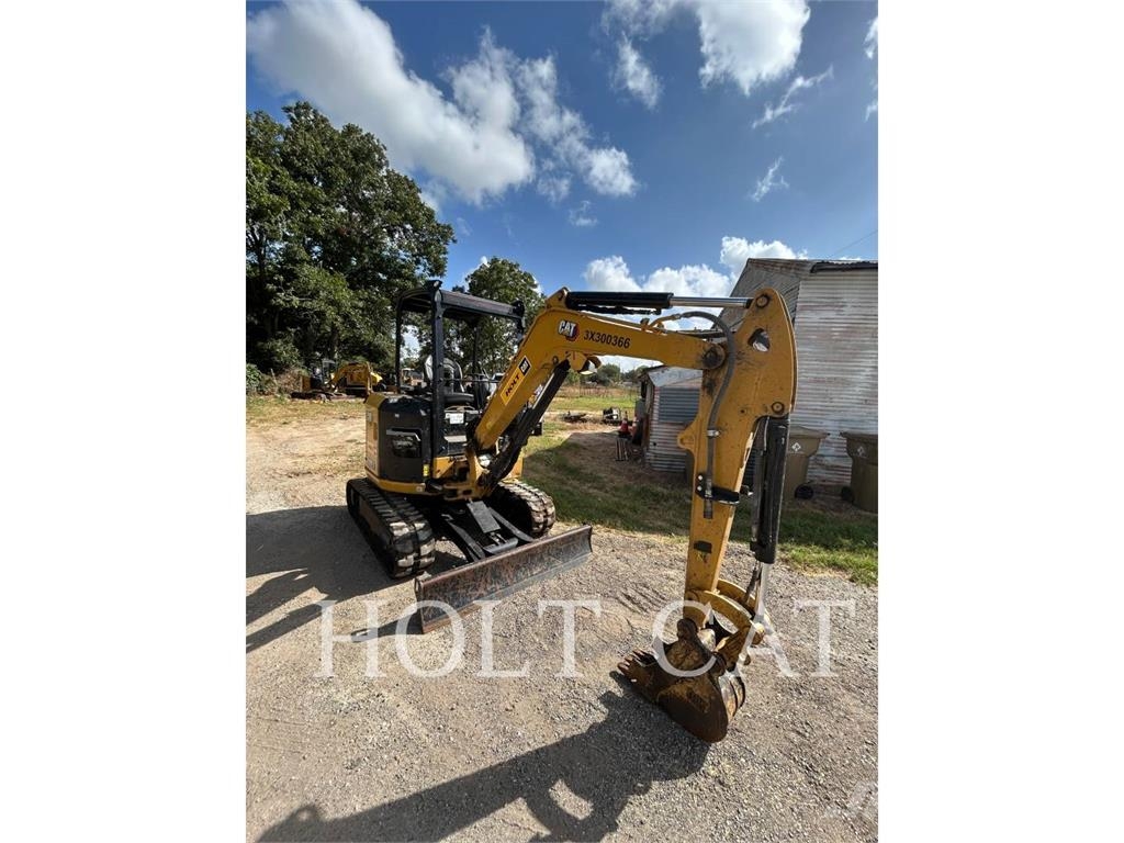 CAT 302.7 CR Kāpurķēžu ekskavatori