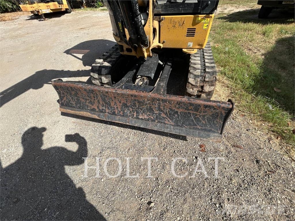 CAT 302.7 CR Kāpurķēžu ekskavatori