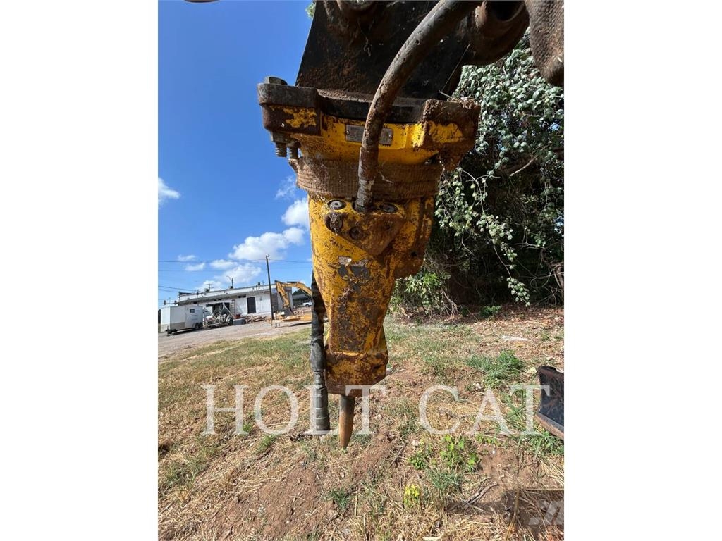 CAT 302.7 CR Kāpurķēžu ekskavatori