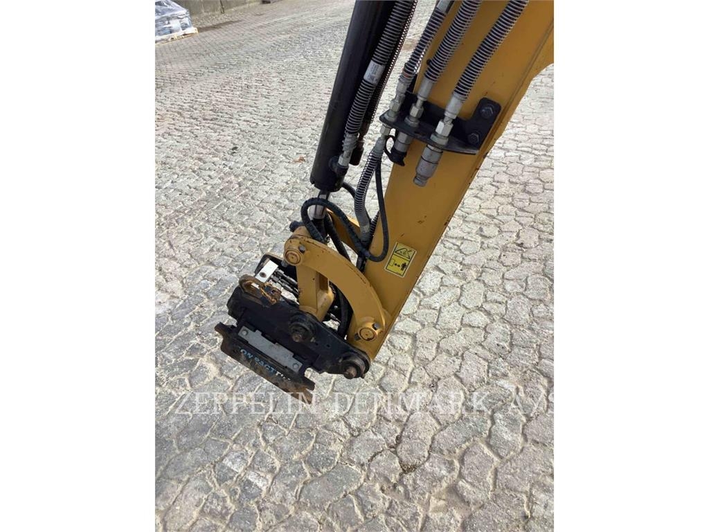 CAT 302.707CR Rupsgraafmachines