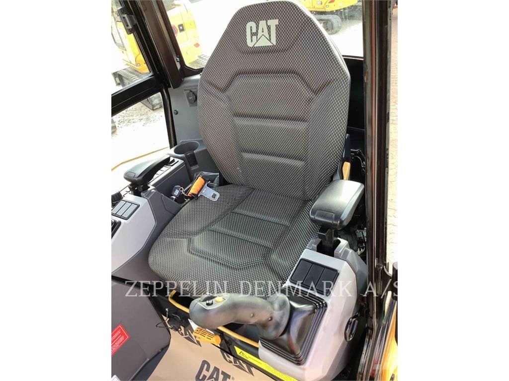 CAT 302.707CR Rupsgraafmachines