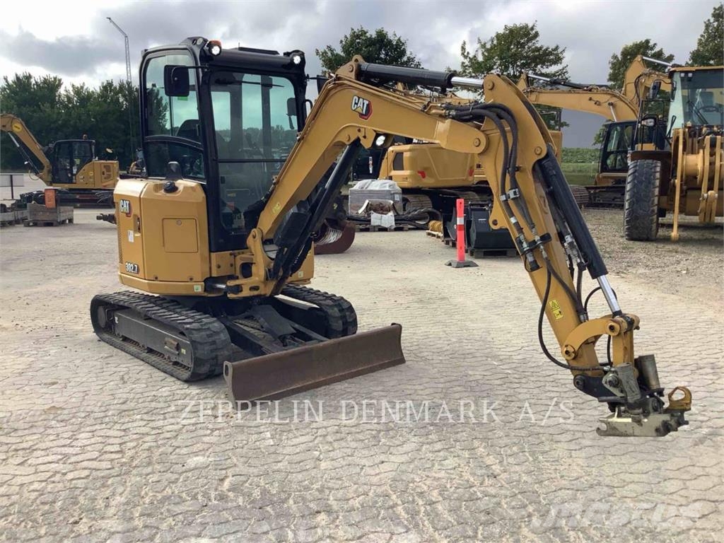 CAT 302.707CR Rupsgraafmachines