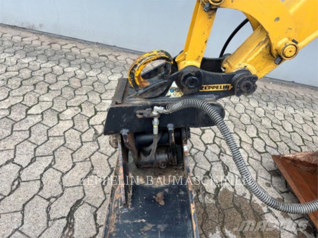 CAT 302.7CR-07 Raupenbagger