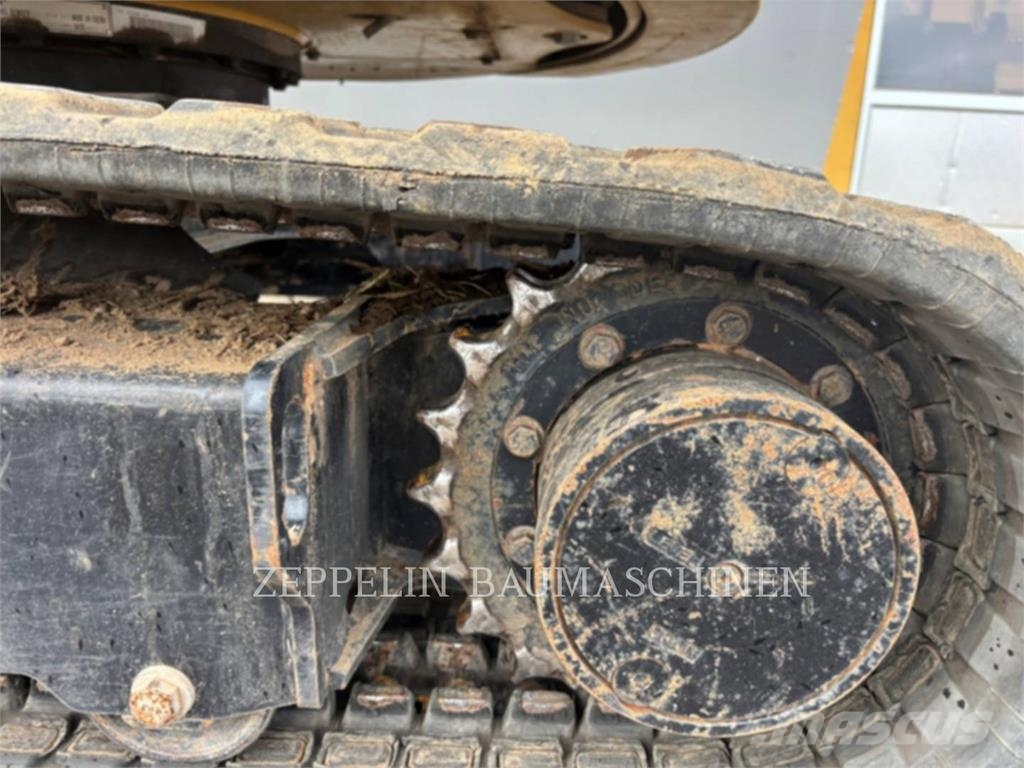 CAT 302.7CR-07 Raupenbagger