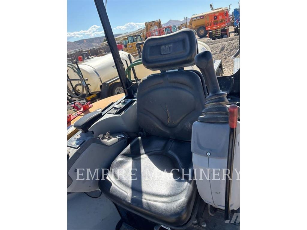 CAT 302.7D CR Crawler excavators