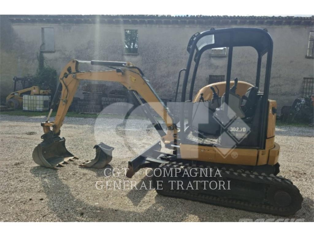 CAT 302.7DCR Гусеничные экскаваторы