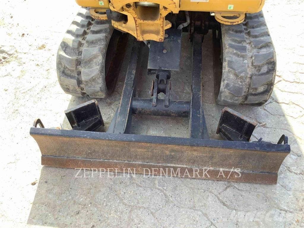 CAT 30205CR Rupsgraafmachines