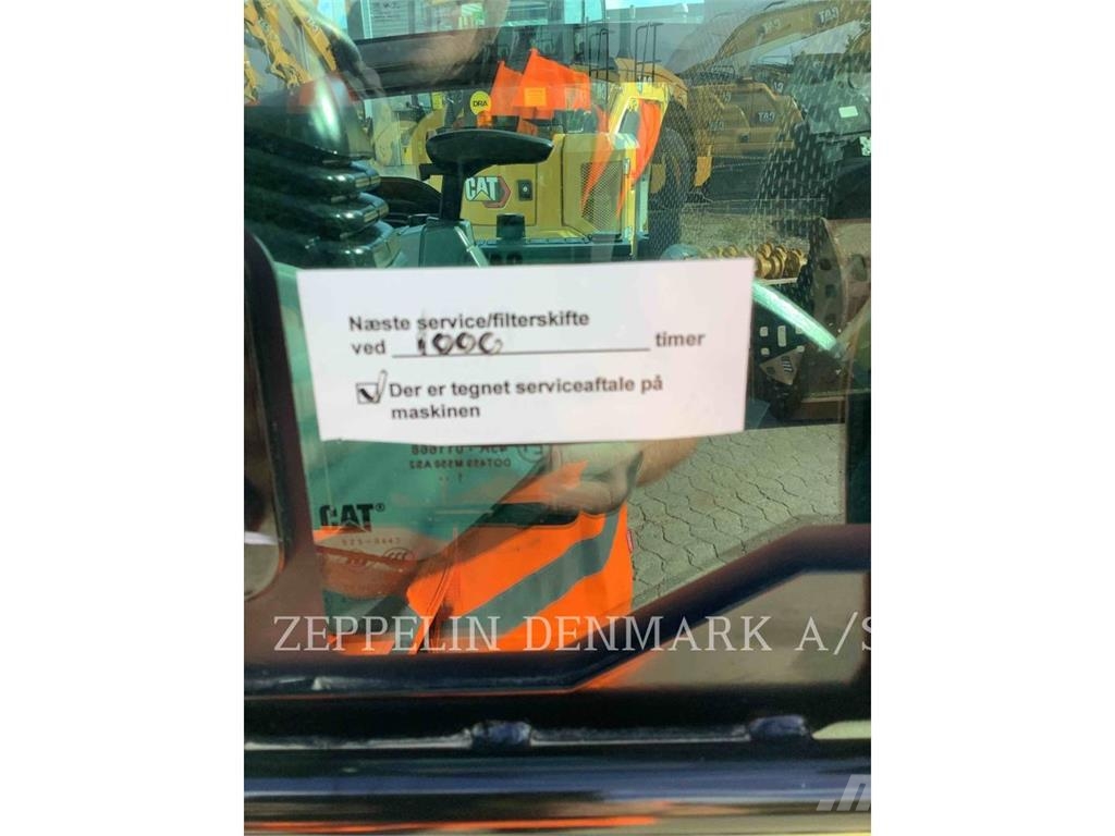 CAT 30205CR Rupsgraafmachines
