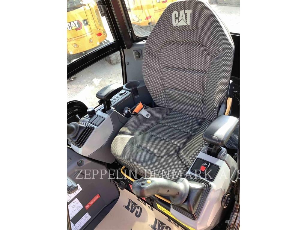 CAT 30205CR Rupsgraafmachines