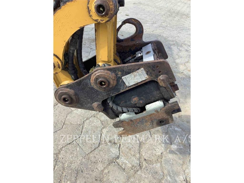 CAT 30205CR Rupsgraafmachines