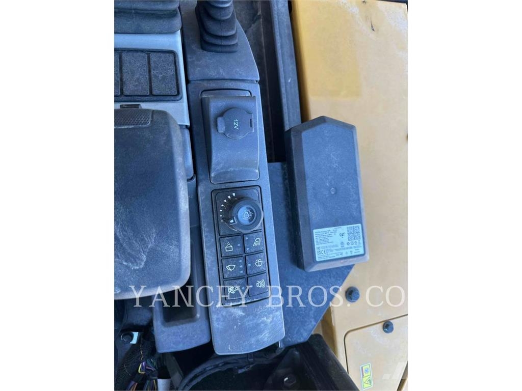 CAT 303 Bagri goseničarji