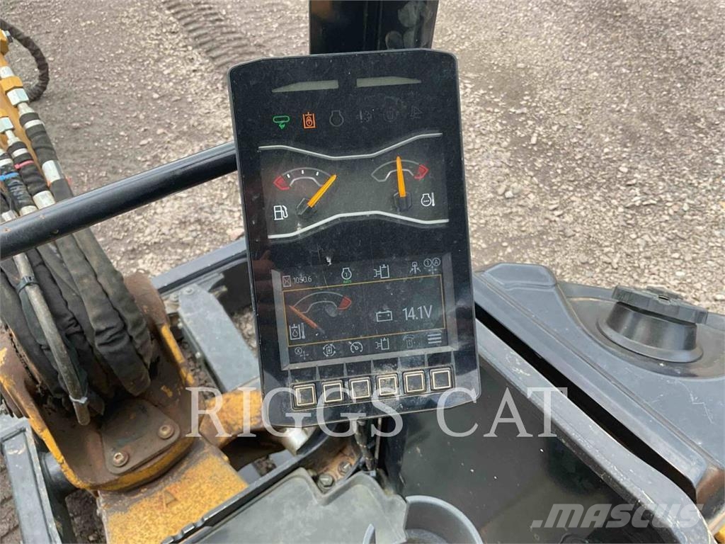CAT 303.5 Pásové rýpadlá