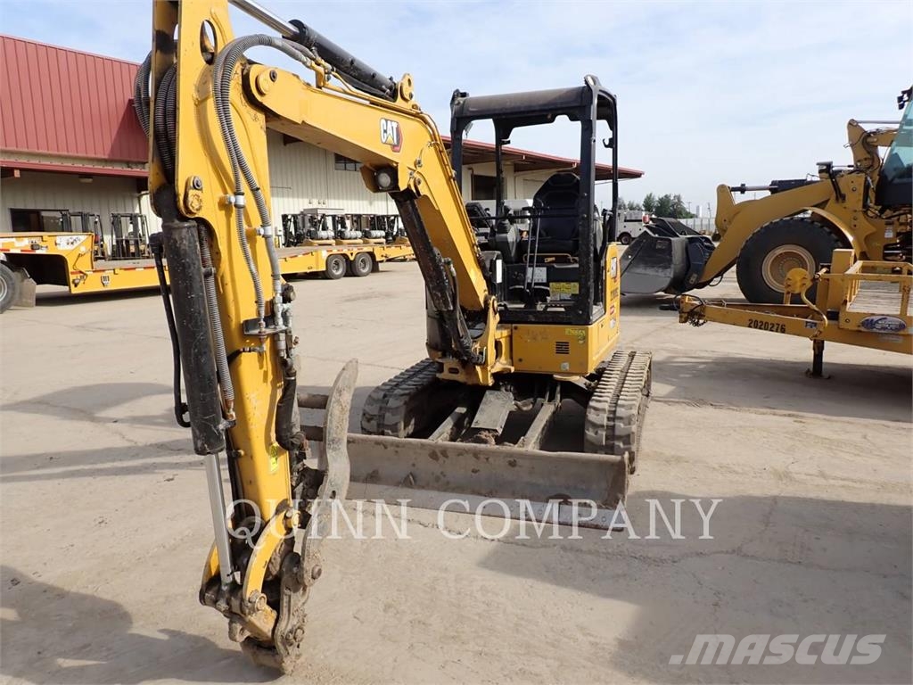 CAT 303.5 حفارات زحافة