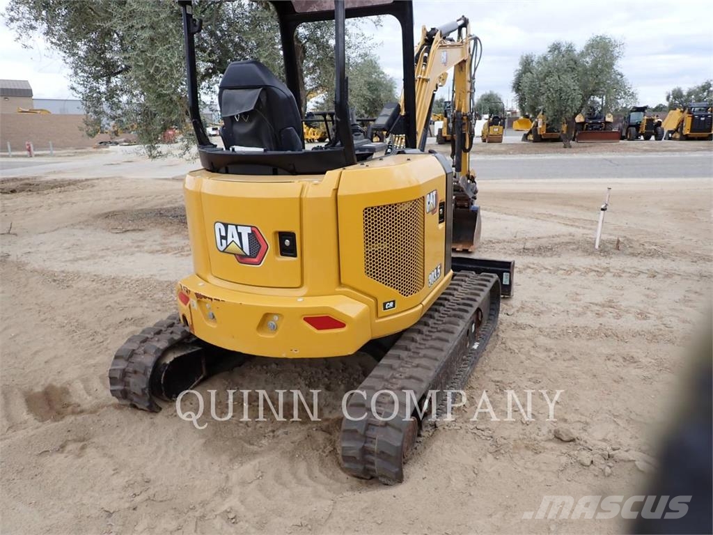 CAT 303.5 حفارات زحافة