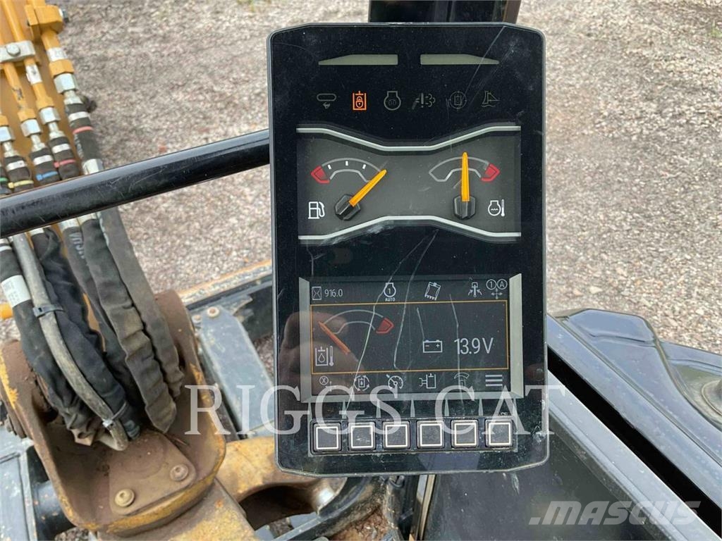 CAT 303.5 حفارات زحافة