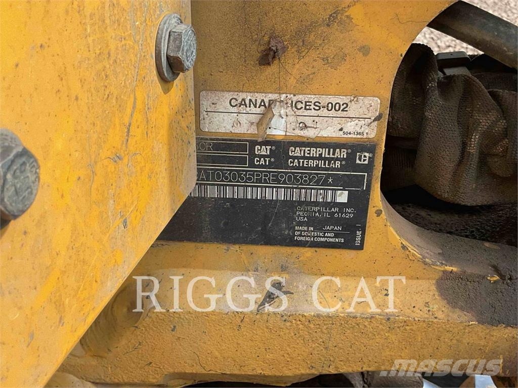 CAT 303.5 حفارات زحافة