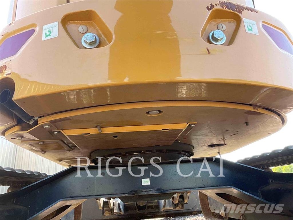 CAT 303.5 حفارات زحافة