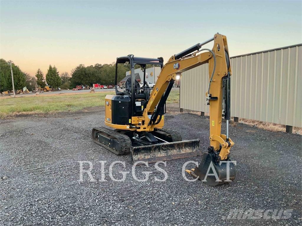 CAT 303.5 Pelle sur chenilles