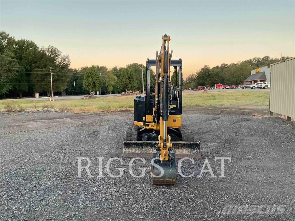 CAT 303.5 Pelle sur chenilles