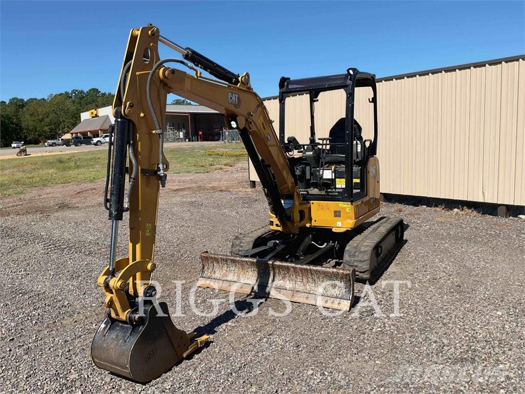 CAT 303.5 Kāpurķēžu ekskavatori