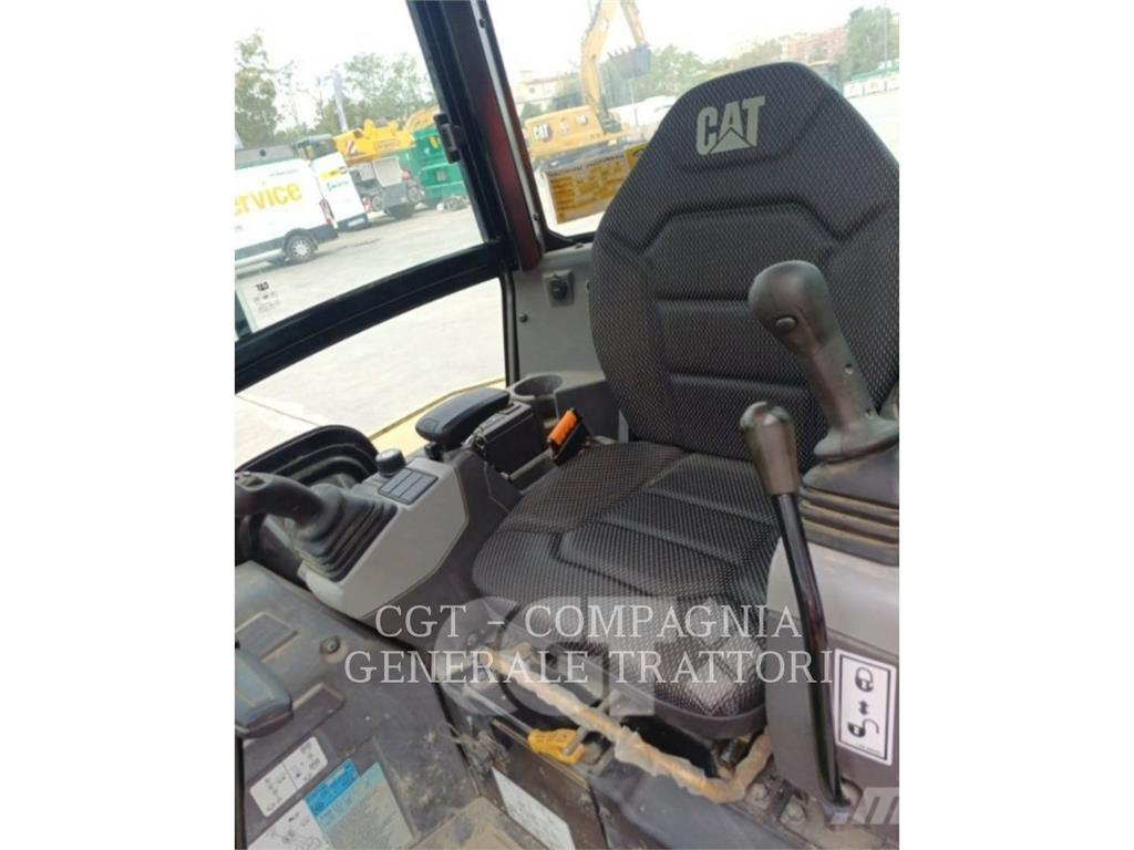 CAT 303.5 Bandgrävare