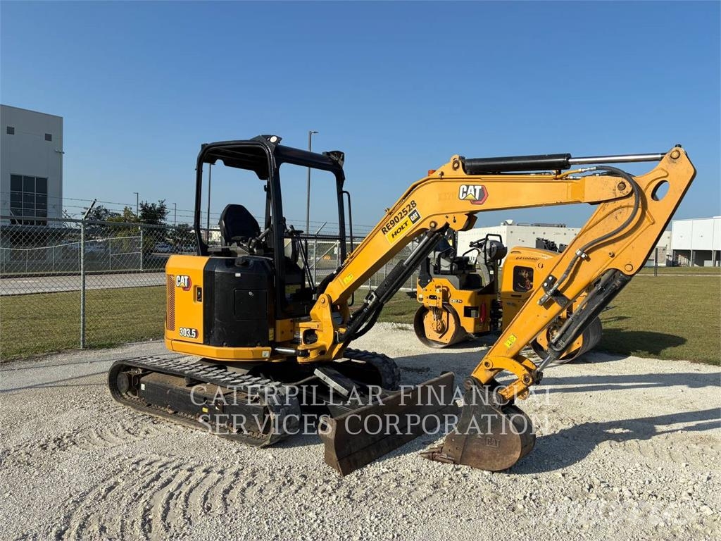 CAT 303.5-07CR حفارات زحافة