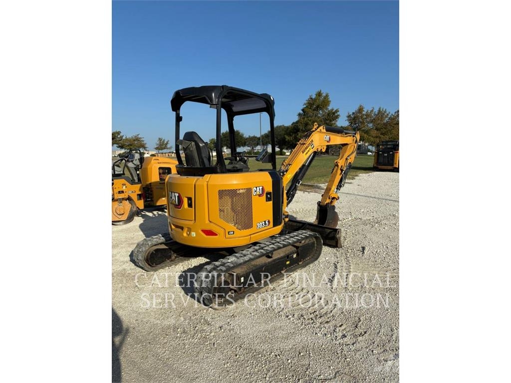 CAT 303.5-07CR حفارات زحافة
