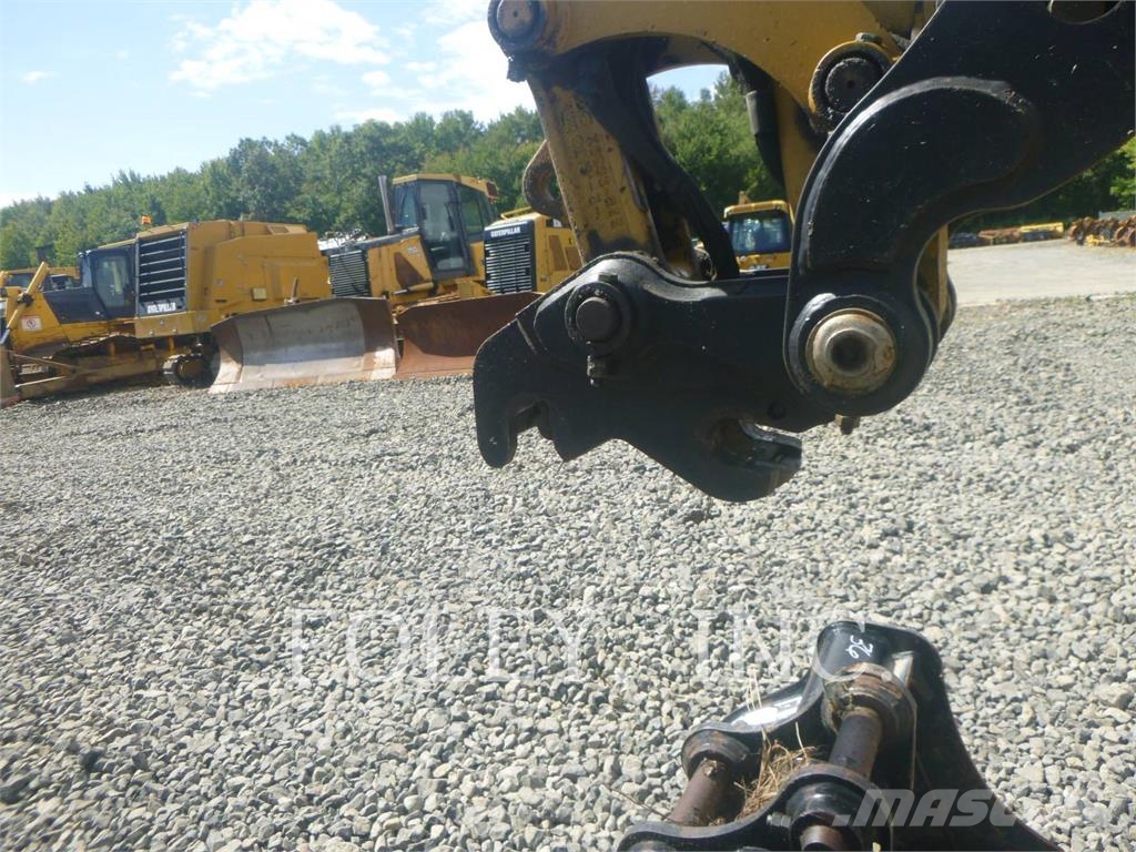 CAT 303.5-07CR حفارات زحافة