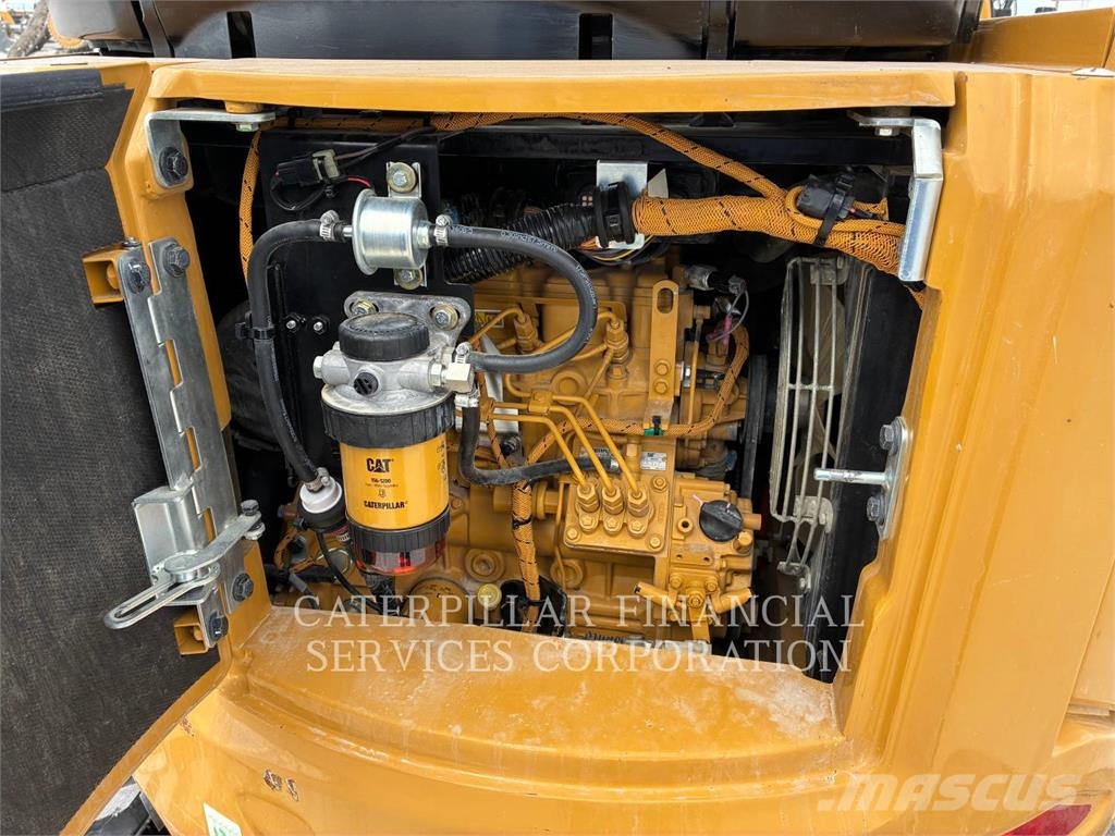 CAT 303.5-07CR Lánctalpas kotrók