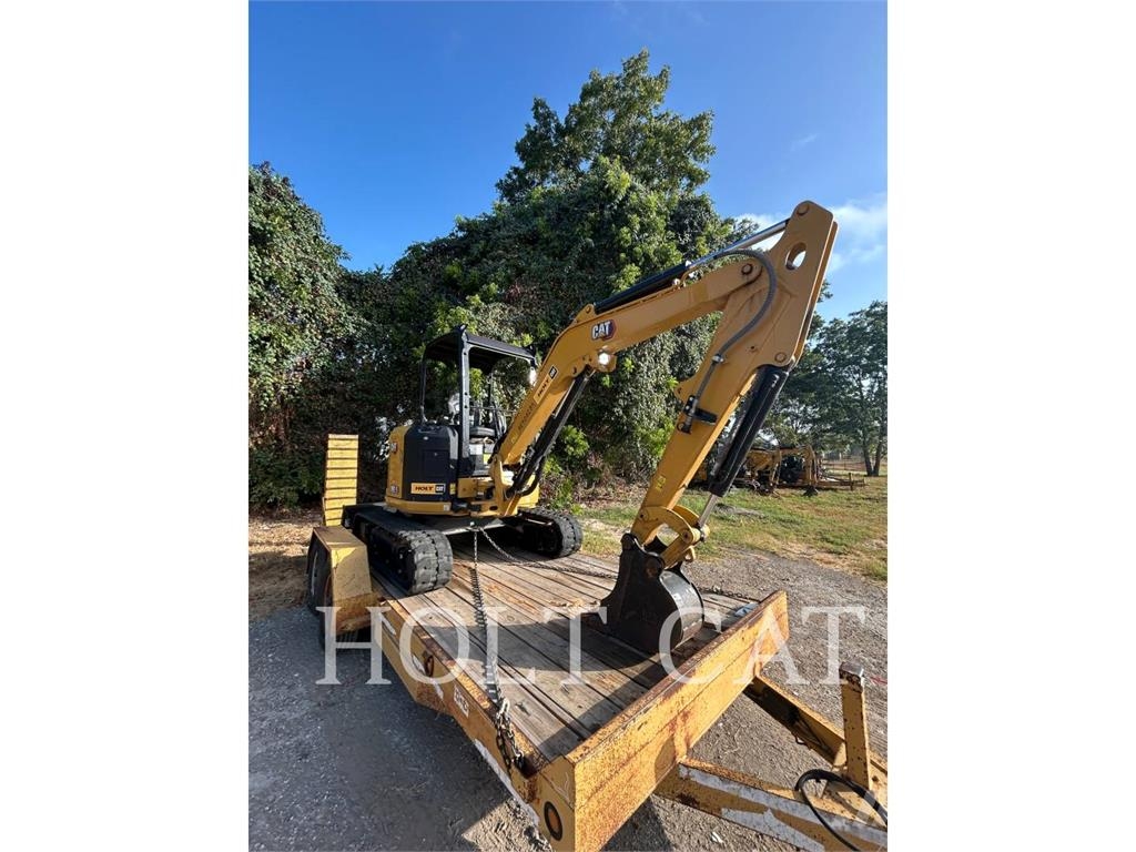 CAT 303.5 CR Kāpurķēžu ekskavatori