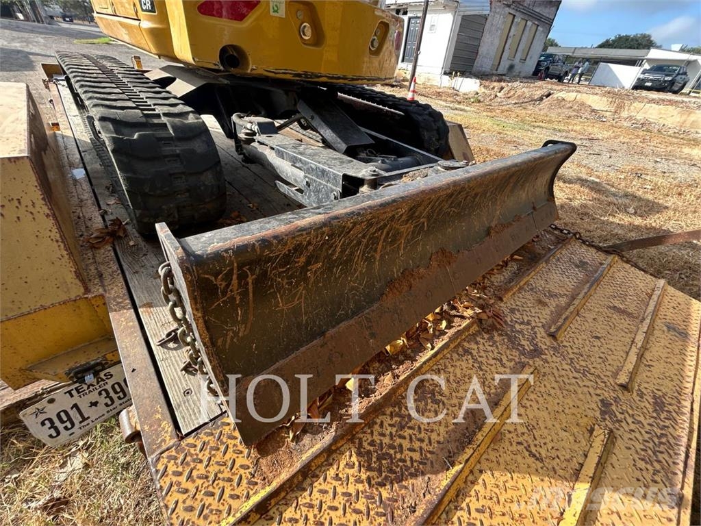 CAT 303.5 CR Kāpurķēžu ekskavatori