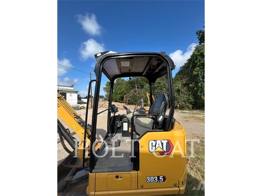 CAT 303.5 CR حفارات زحافة
