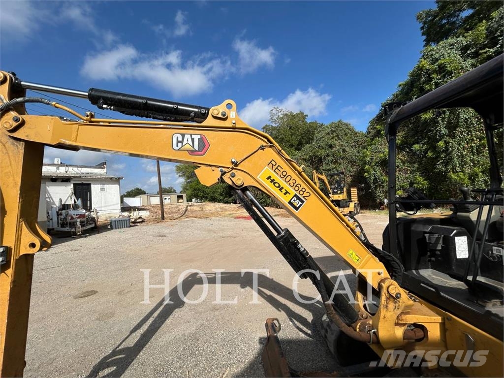 CAT 303.5 CR حفارات زحافة