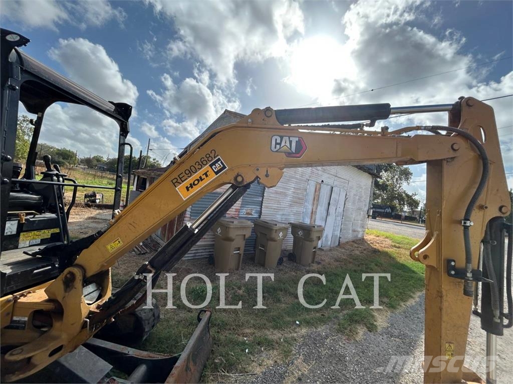 CAT 303.5 CR حفارات زحافة